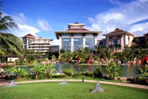 Empire Hotel & Country Club